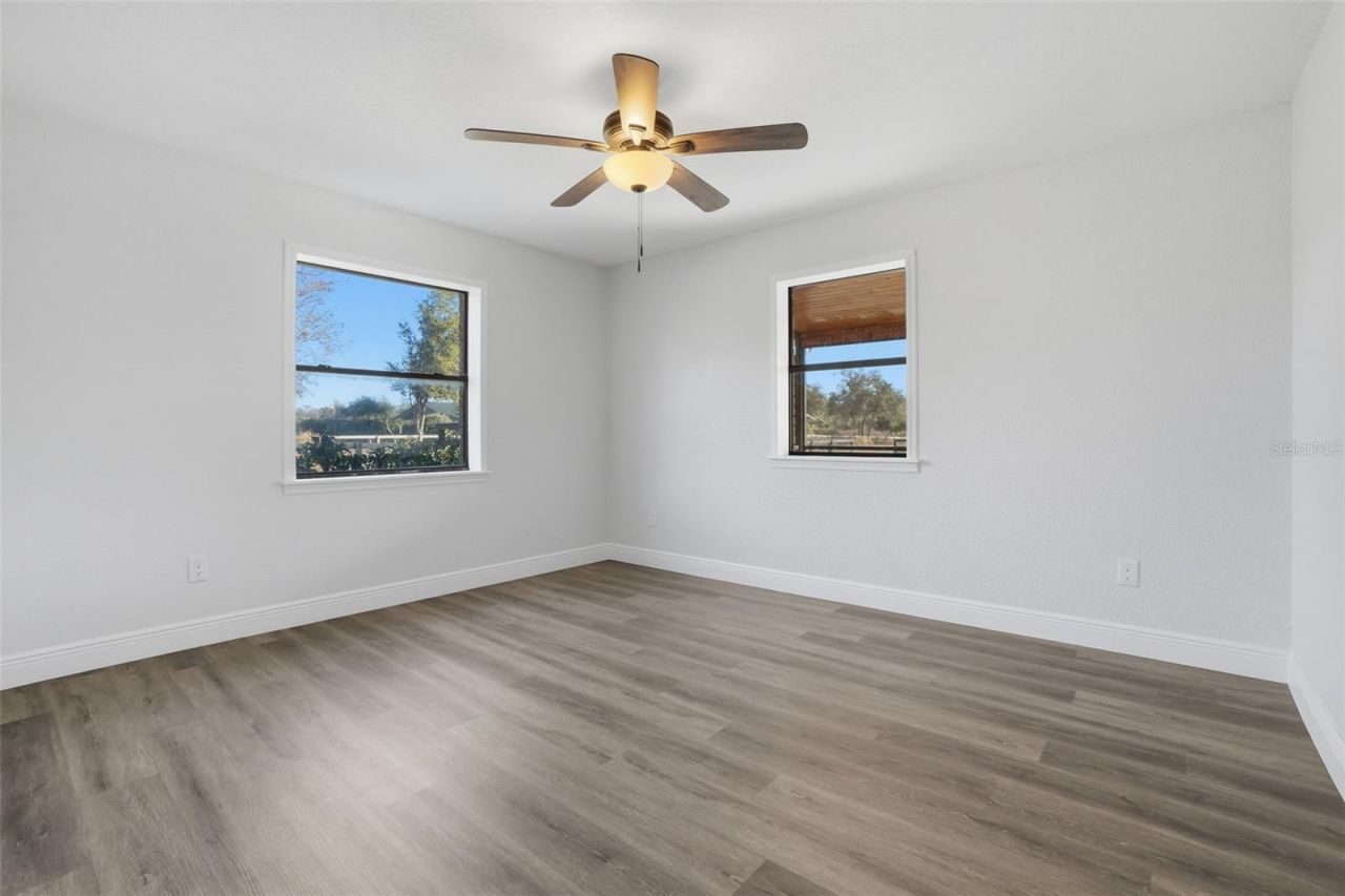 370 Sand Pine Place, Geneva, FL 32732 Photo