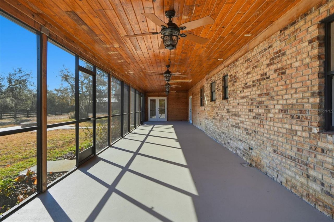 370 Sand Pine Place, Geneva, FL 32732 Photo