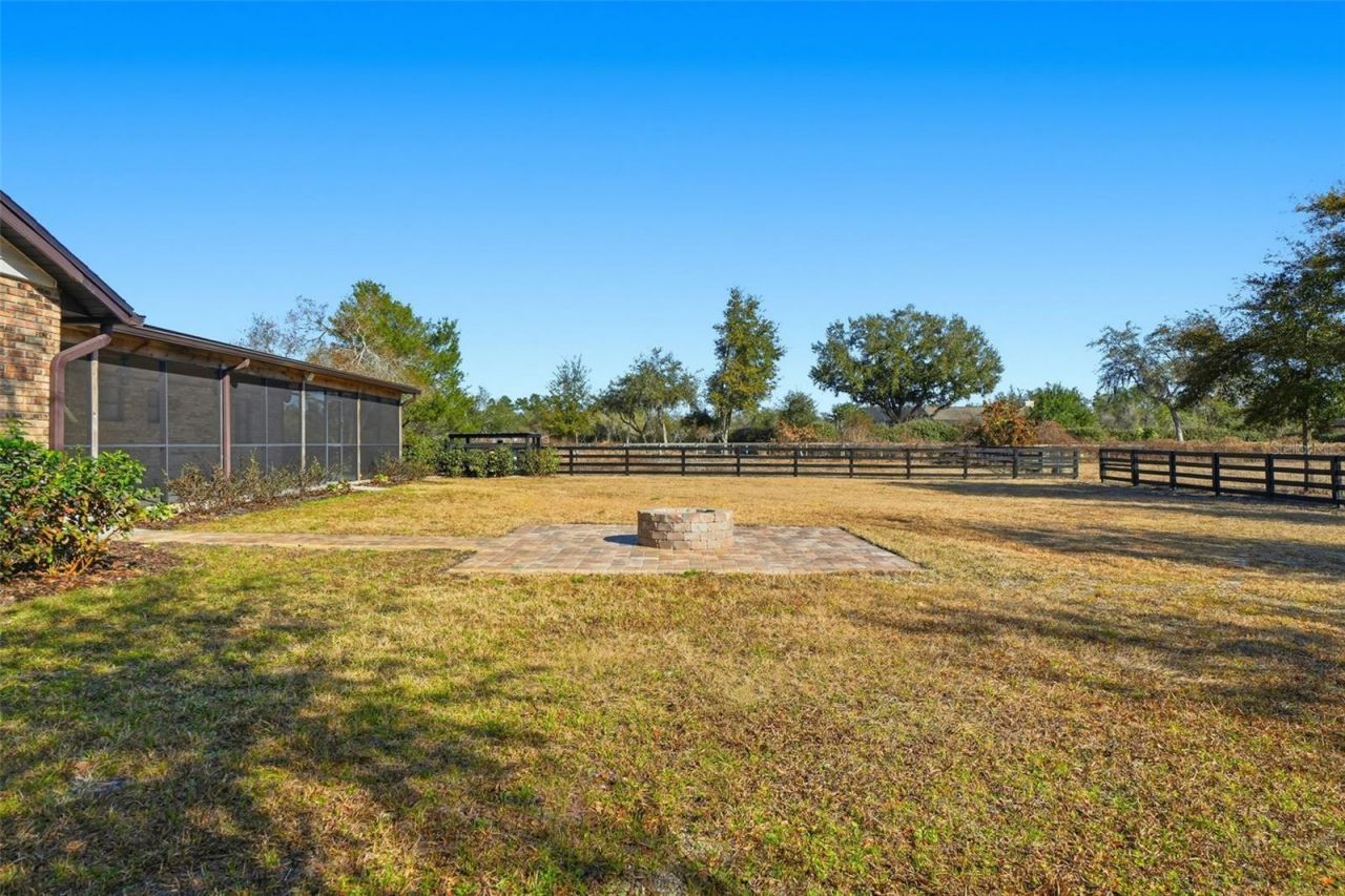 370 Sand Pine Place, Geneva, FL 32732 Photo