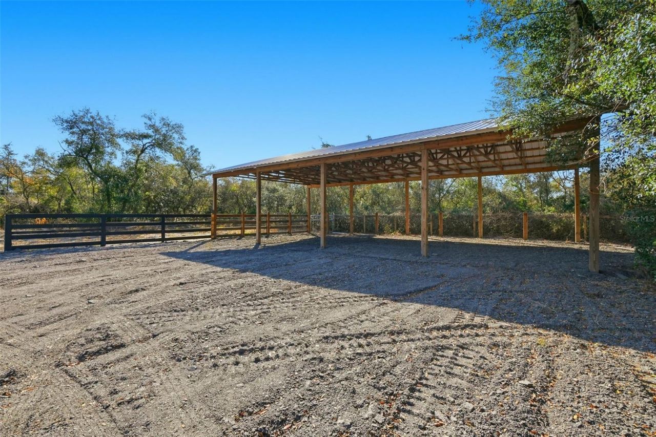 370 Sand Pine Place, Geneva, FL 32732 Photo