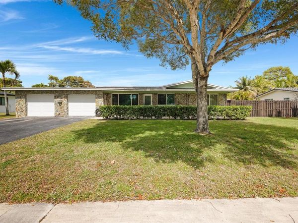 6101 PINE TERRACE, PLANTATION, FL 33317