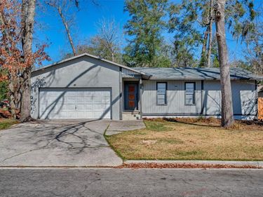 8204 SW 13TH ROAD, GAINESVILLE, FL 32607