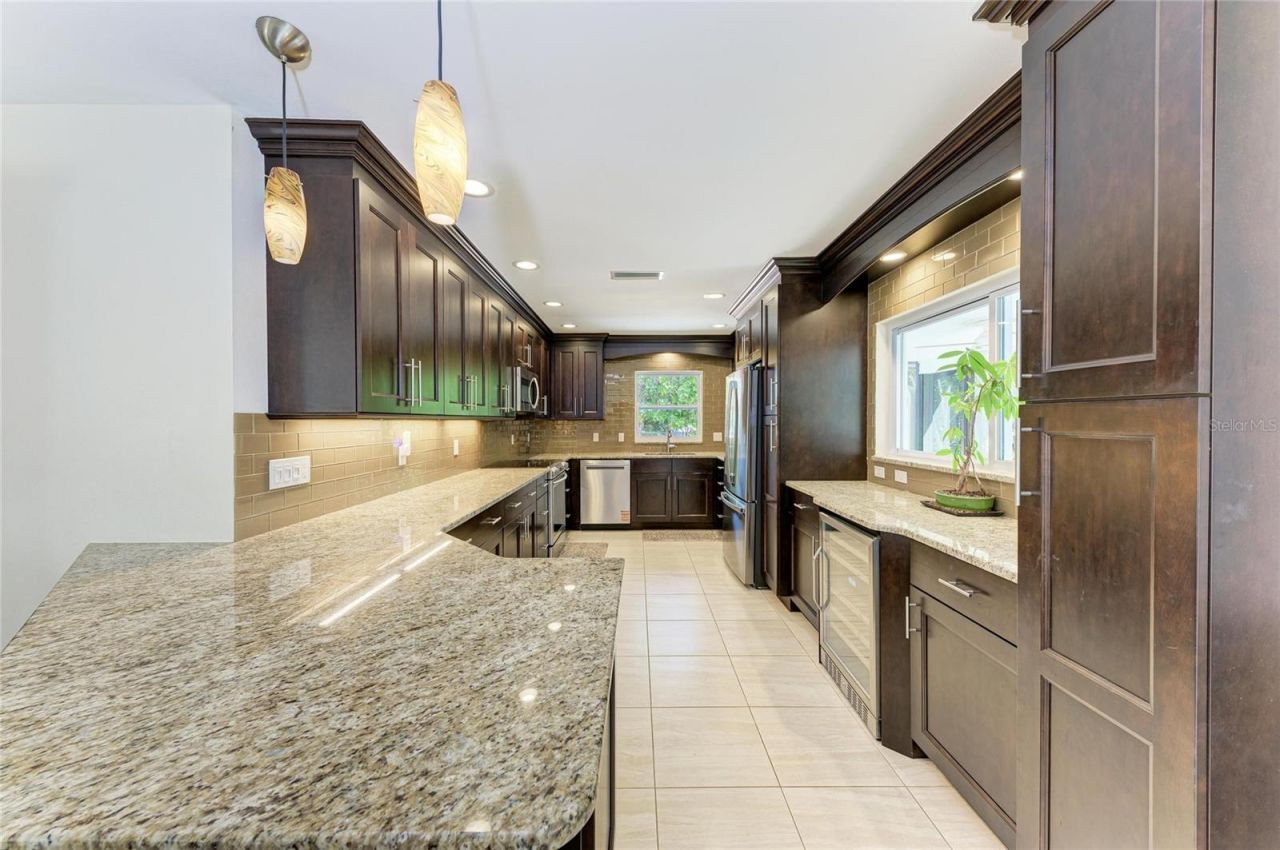 5507 Contento Drive, Sarasota, FL 34242 Photo