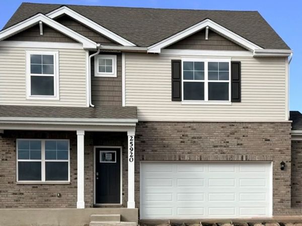 25920 S Manchester Lane, Manhattan, IL 60442