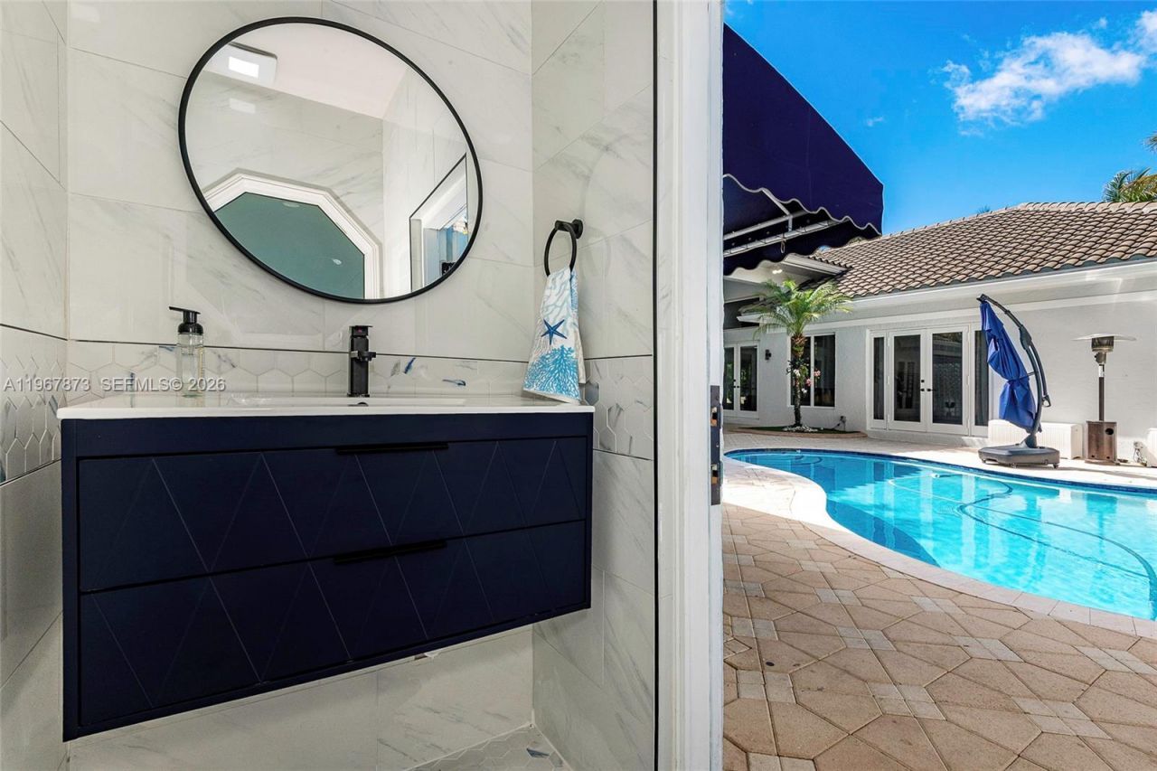 622 E Enclave Cir E , Pembroke Pines, FL 33027 Photo