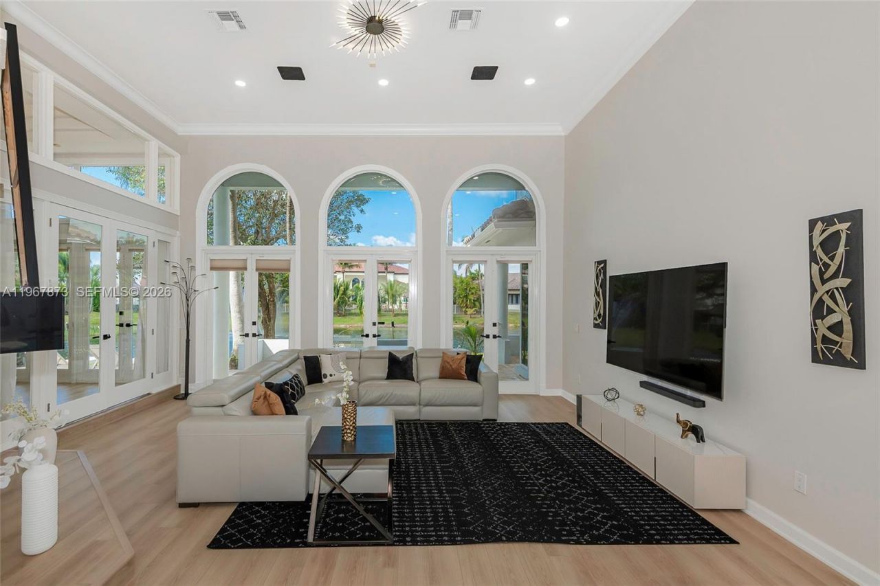 622 E Enclave Cir E , Pembroke Pines, FL 33027 Photo