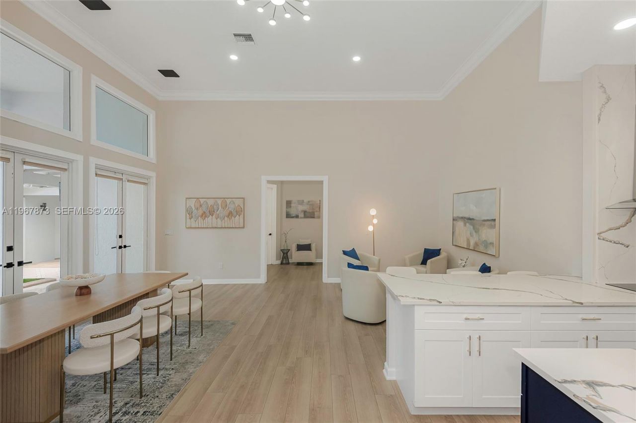 622 E Enclave Cir E , Pembroke Pines, FL 33027 Photo