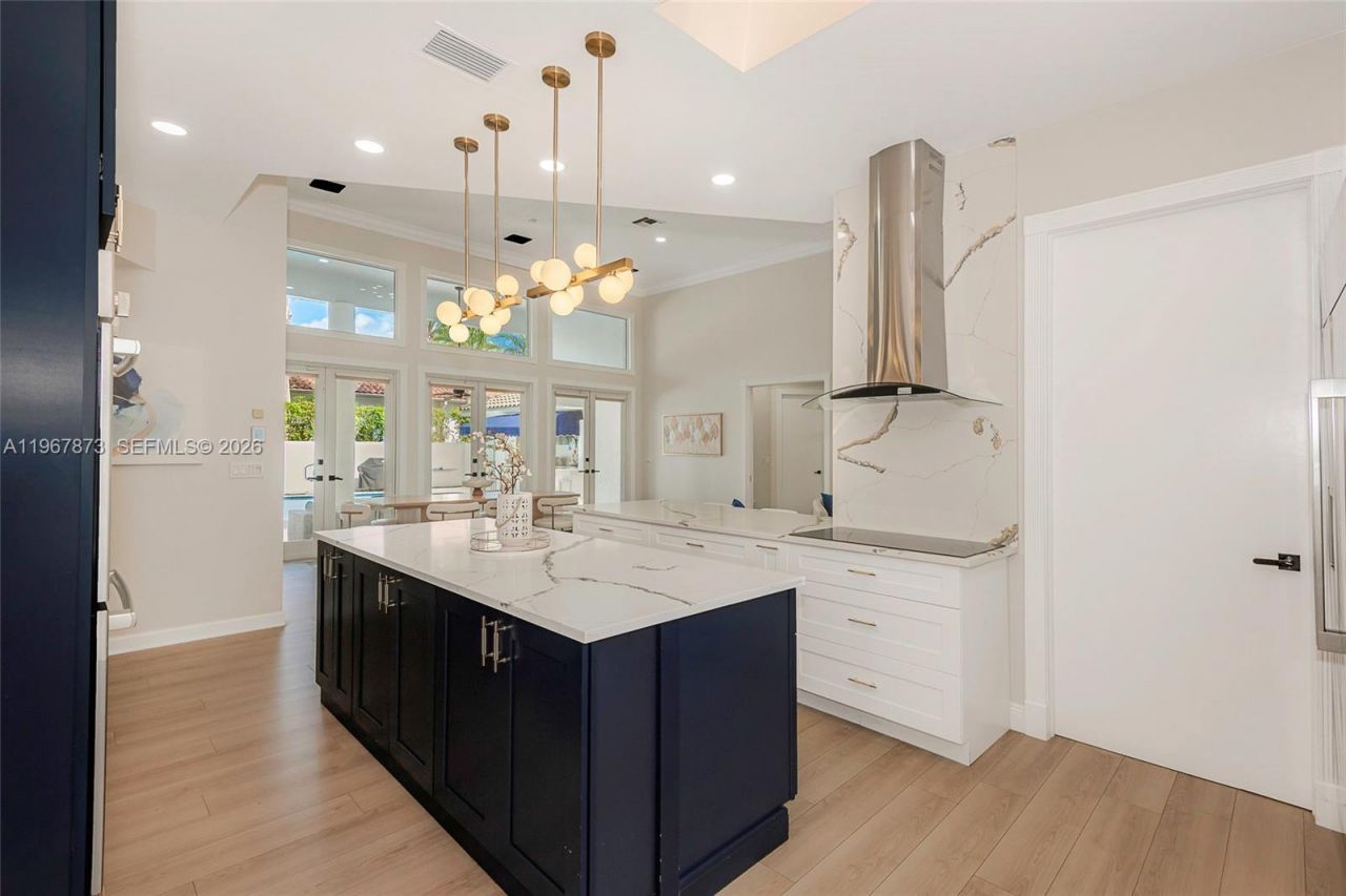 622 E Enclave Cir E , Pembroke Pines, FL 33027 Photo