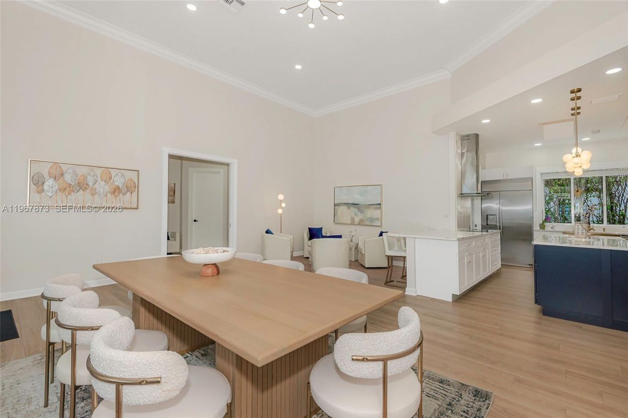 622 E Enclave Cir E , Pembroke Pines, FL 33027 Photo