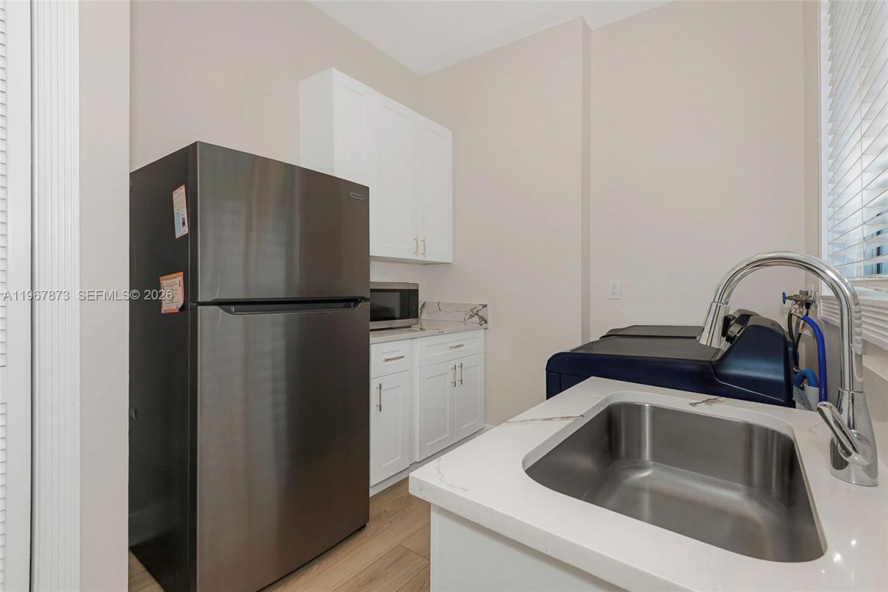 622 E Enclave Cir E , Pembroke Pines, FL 33027 Photo