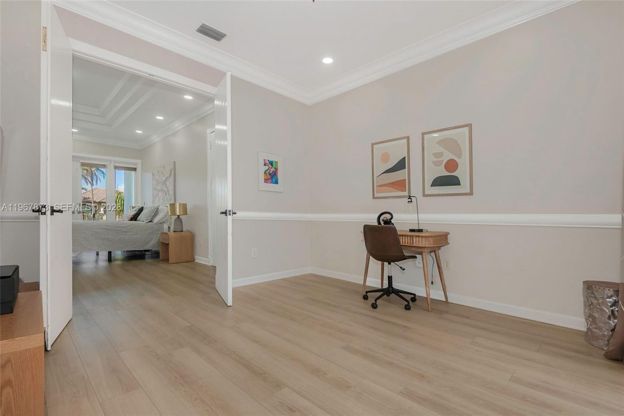 622 E Enclave Cir E , Pembroke Pines, FL 33027 Photo