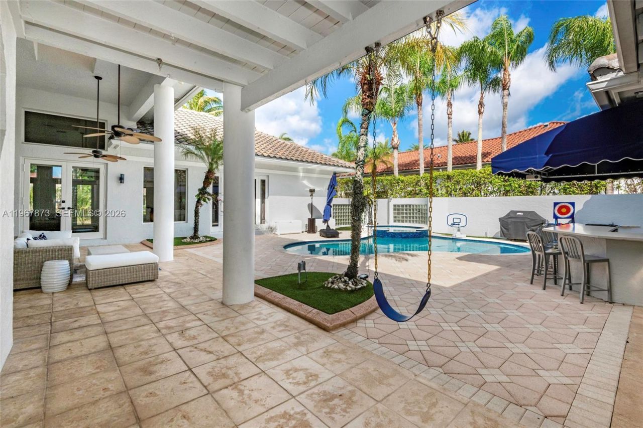 622 E Enclave Cir E , Pembroke Pines, FL 33027 Photo