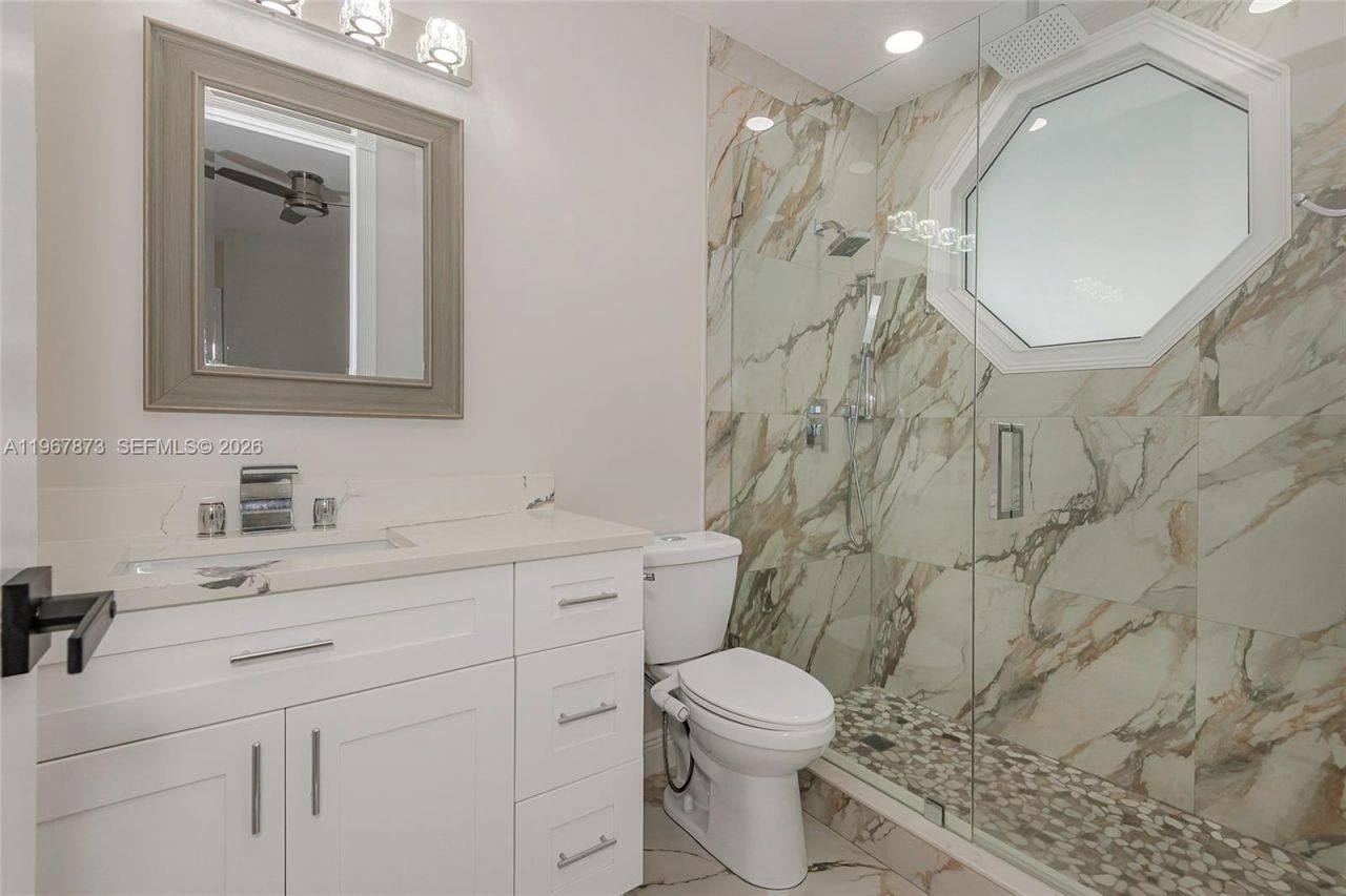 622 E Enclave Cir E , Pembroke Pines, FL 33027 Photo