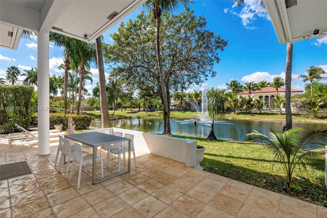 622 E Enclave Cir E , Pembroke Pines, FL 33027 Photo