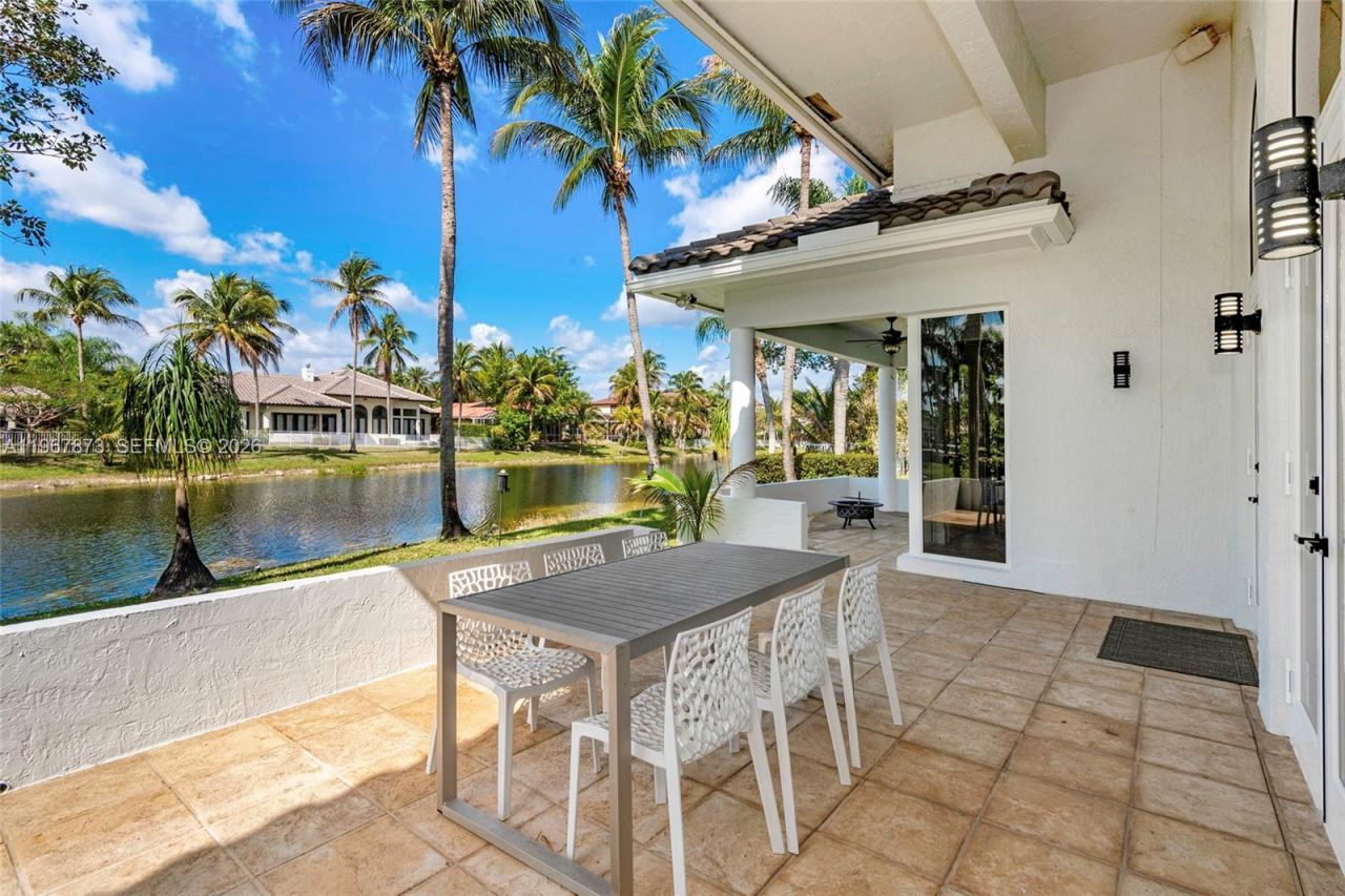 622 E Enclave Cir E , Pembroke Pines, FL 33027 Photo