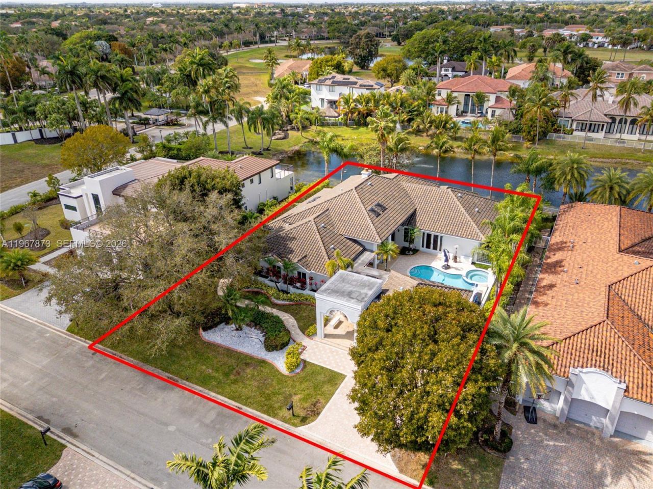 622 E Enclave Cir E , Pembroke Pines, FL 33027 Photo