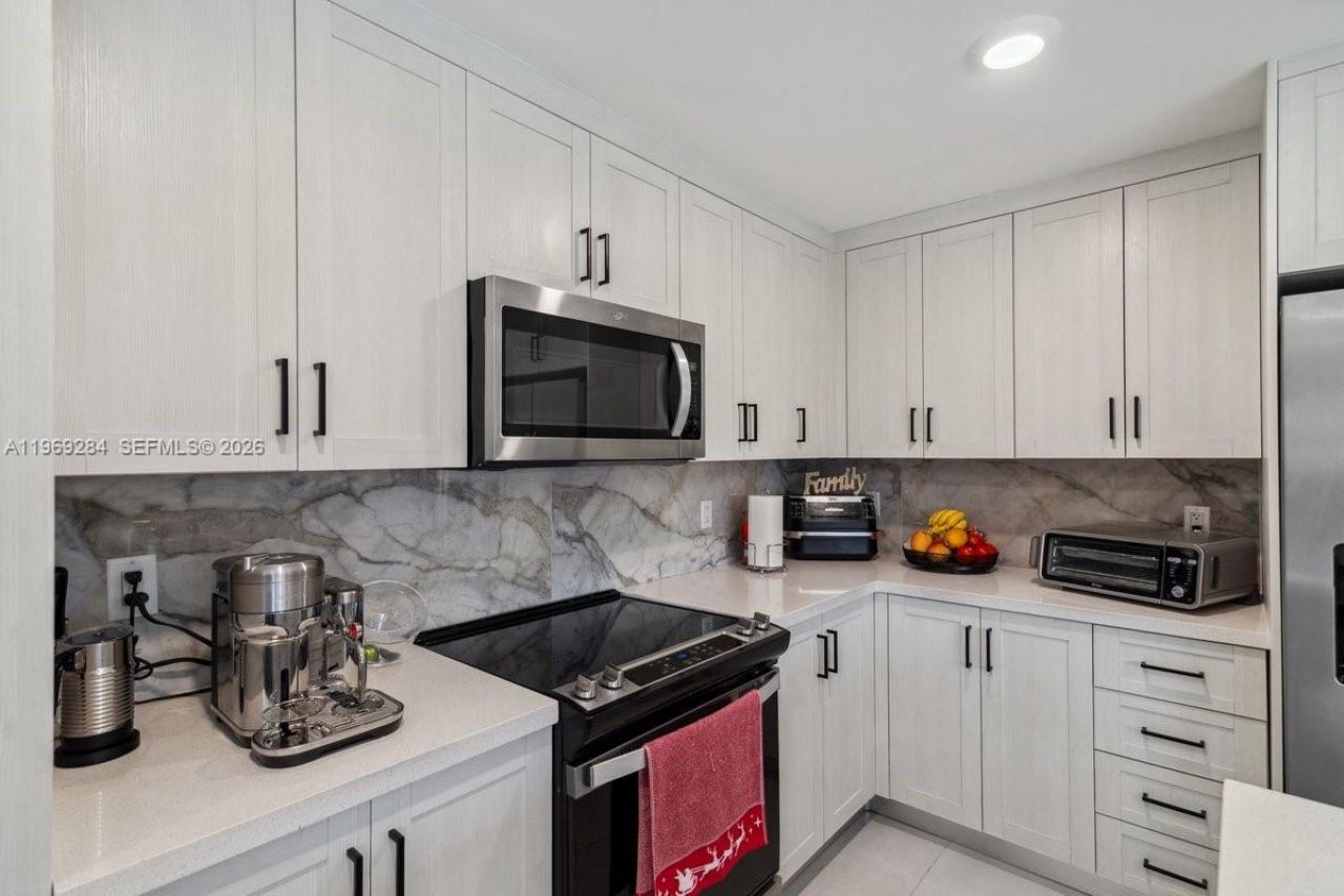 1396 NW 3rd St, Florida City, FL 33034 Photo