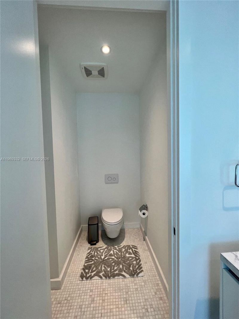 700 NE 26th Ter , Unit 2205, Miami, FL 33137 Photo