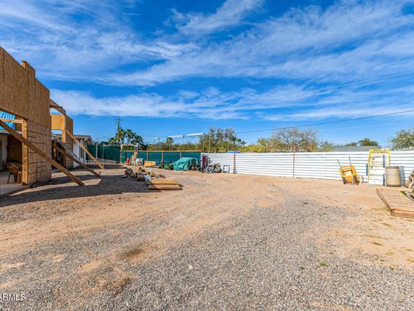 8226 E SHEA Boulevard, Scottsdale, AZ 85260