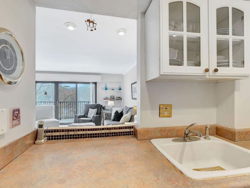 1815 Wm H Taft Road, Unit 501, Cincinnati, OH 45206 Photo 6