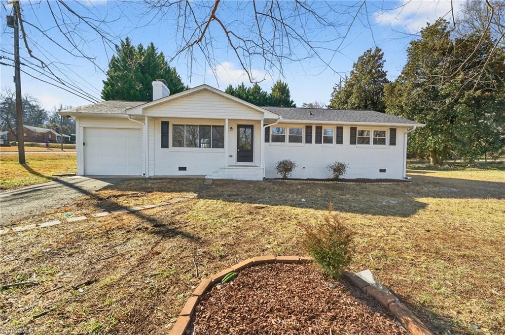 3562 Cherry Lane, Greensboro, NC 27405 Main Photo