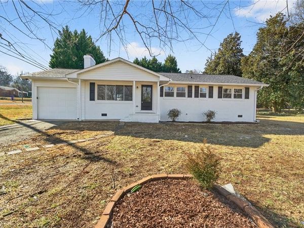 3562 Cherry Lane, Greensboro, NC 27405