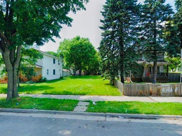 2955 Russell Avenue N, Minneapolis, MN 55411