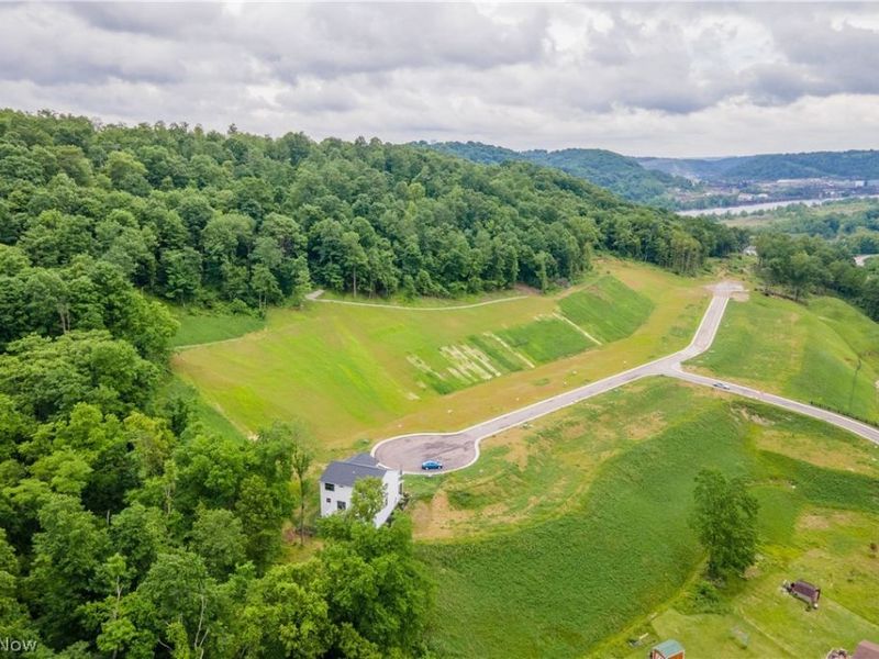 618 Mara Lane, Toronto, OH 43964 Photo 2