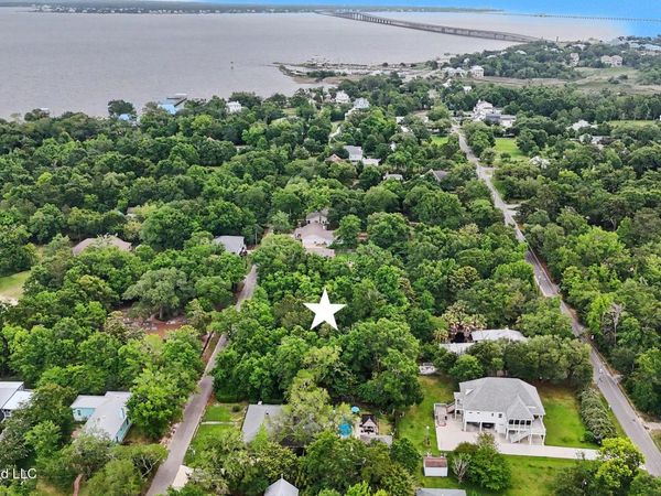 136 Leopold Street, Bay Saint Louis, MS 39520