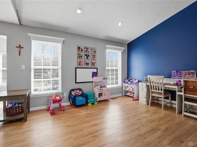 100 Pleasant Hill Blvd, Franklin, OH 45005 Photo 14