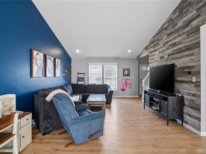 100 Pleasant Hill Blvd, Franklin, OH 45005 Photo 8