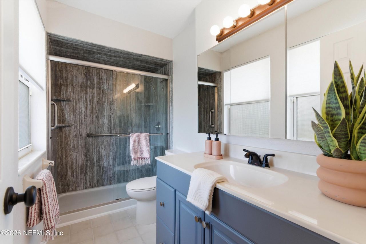 8631 San Servera Drive E, Jacksonville, FL 32217 Photo