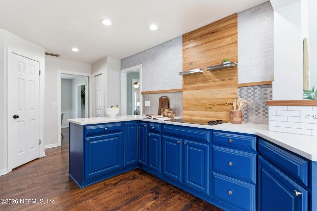 8631 San Servera Drive E, Jacksonville, FL 32217 Photo