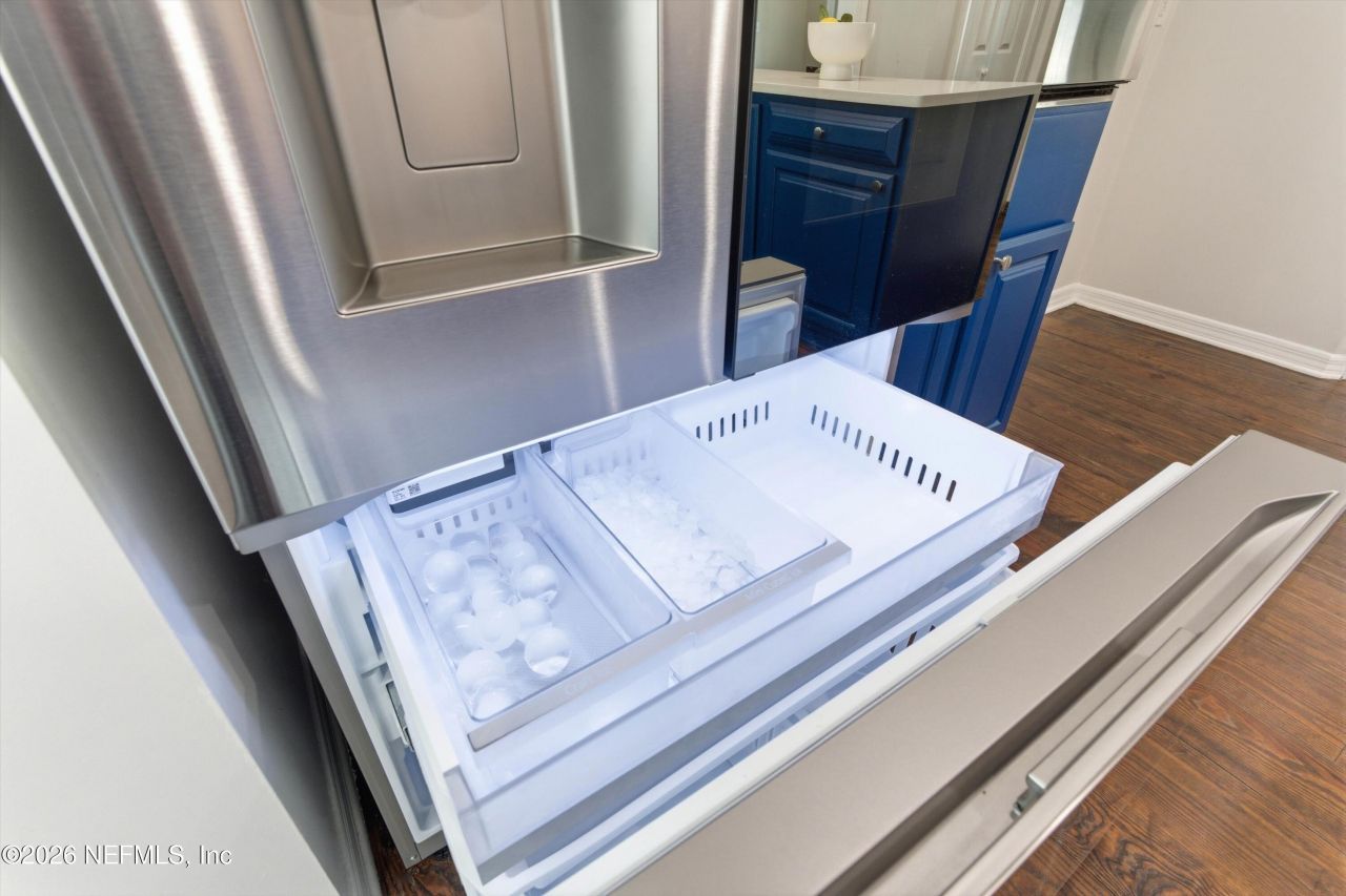 8631 San Servera Drive E, Jacksonville, FL 32217 Photo