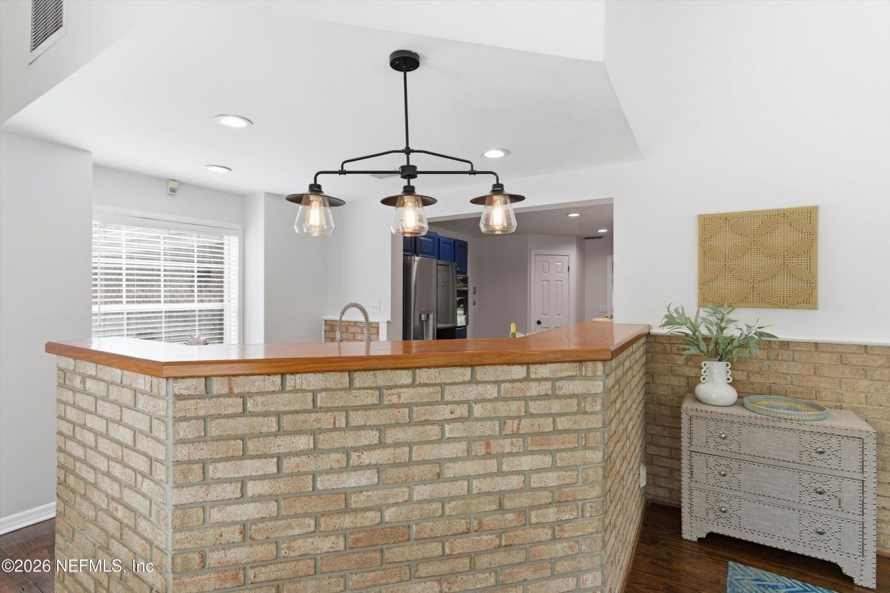 8631 San Servera Drive E, Jacksonville, FL 32217 Photo