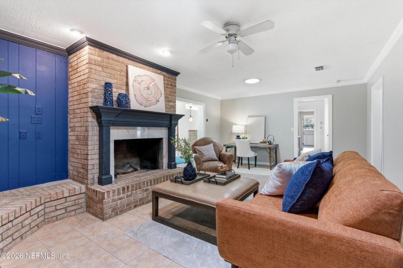 8631 San Servera Drive E, Jacksonville, FL 32217 Photo