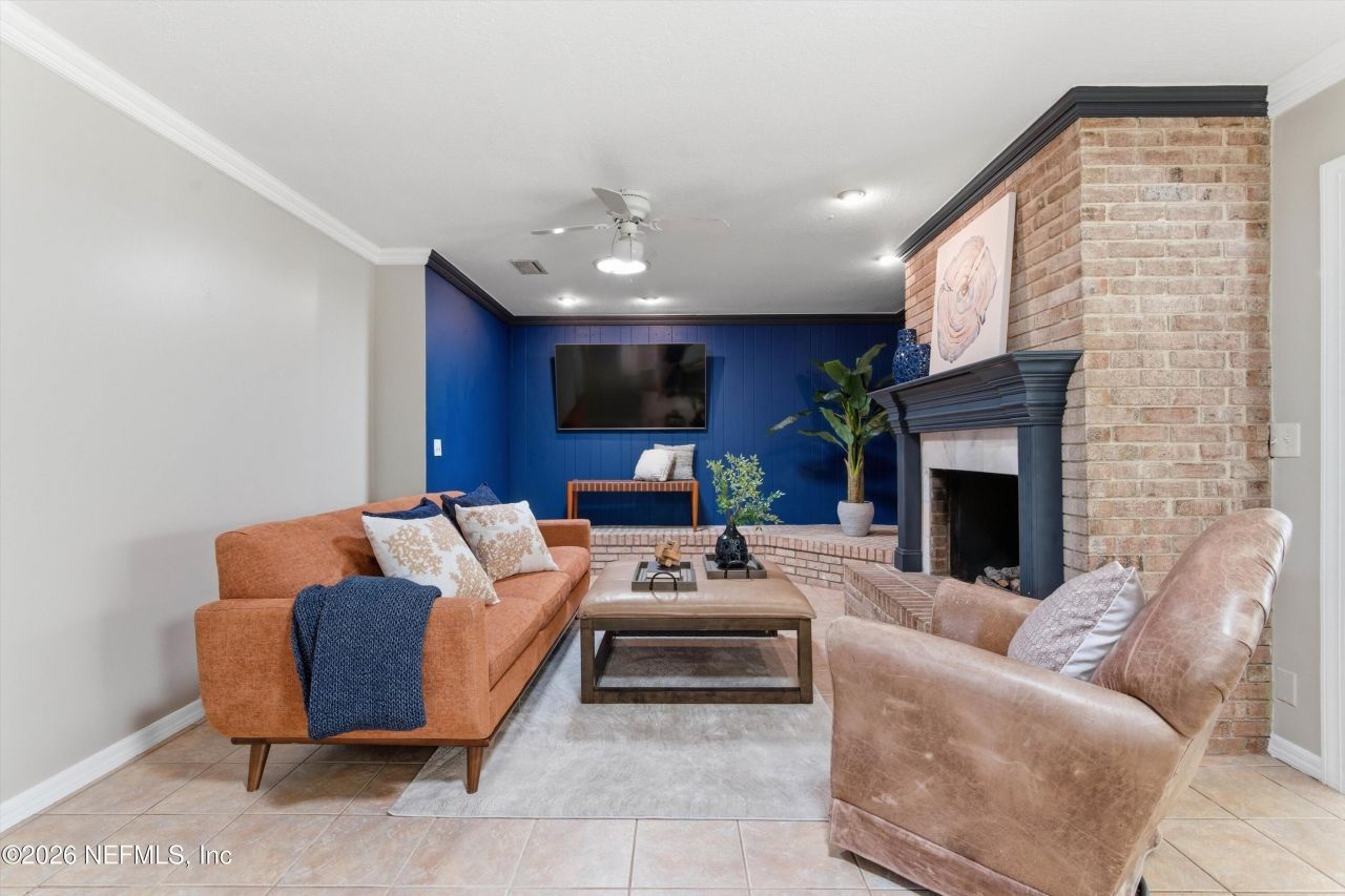 8631 San Servera Drive E, Jacksonville, FL 32217 Photo