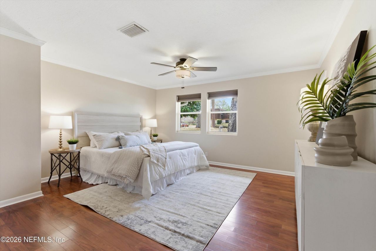 8631 San Servera Drive E, Jacksonville, FL 32217 Photo