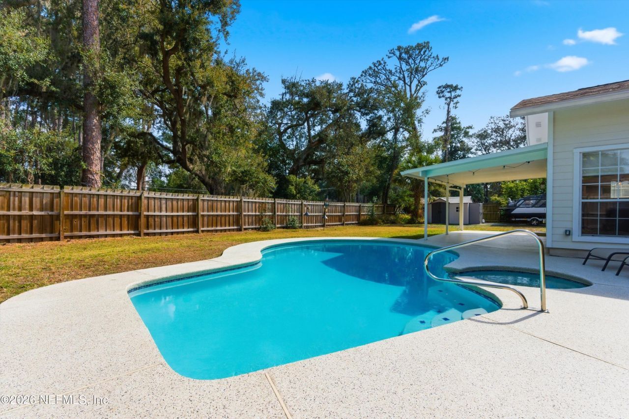 8631 San Servera Drive E, Jacksonville, FL 32217 Photo