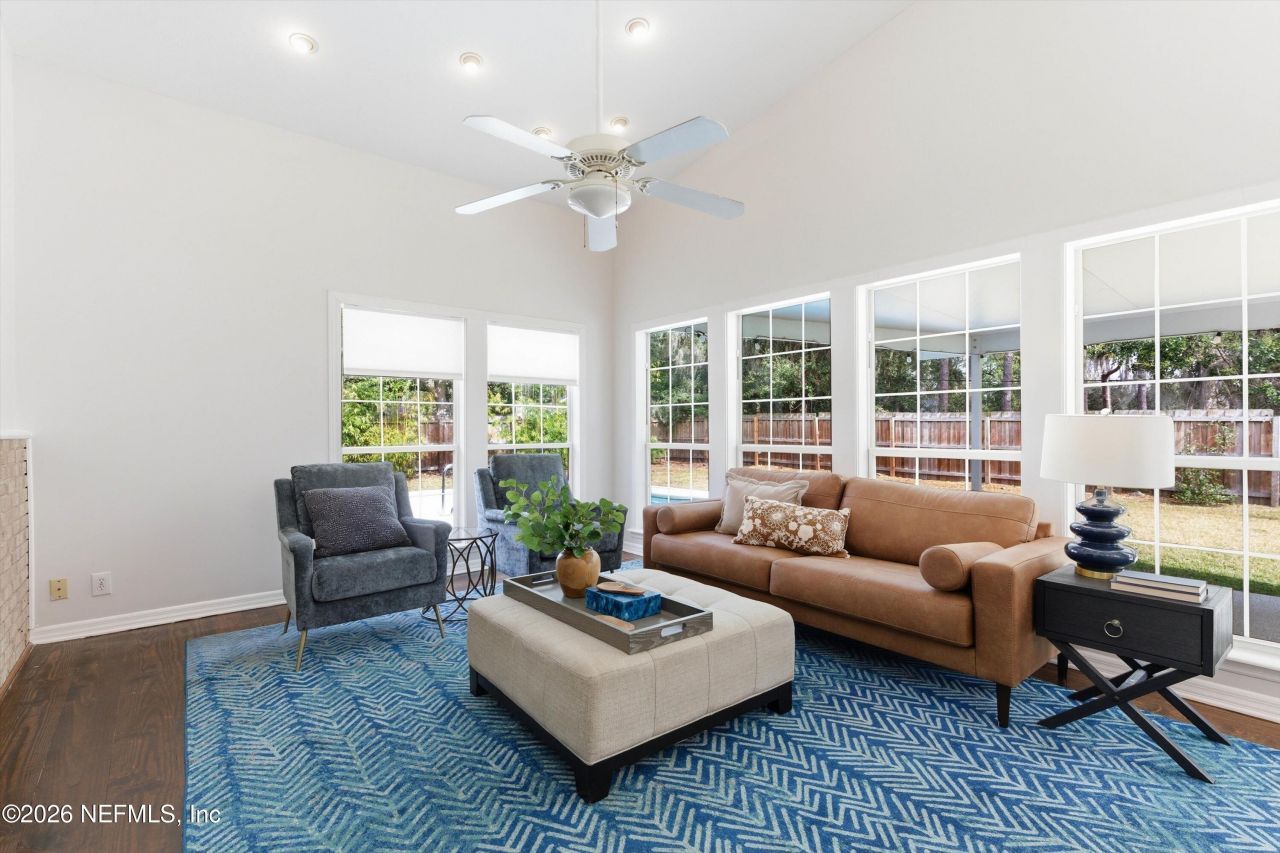 8631 San Servera Drive E, Jacksonville, FL 32217 Photo