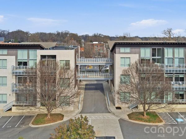 2116 McClintock Road, Unit 221, Charlotte, NC 28205