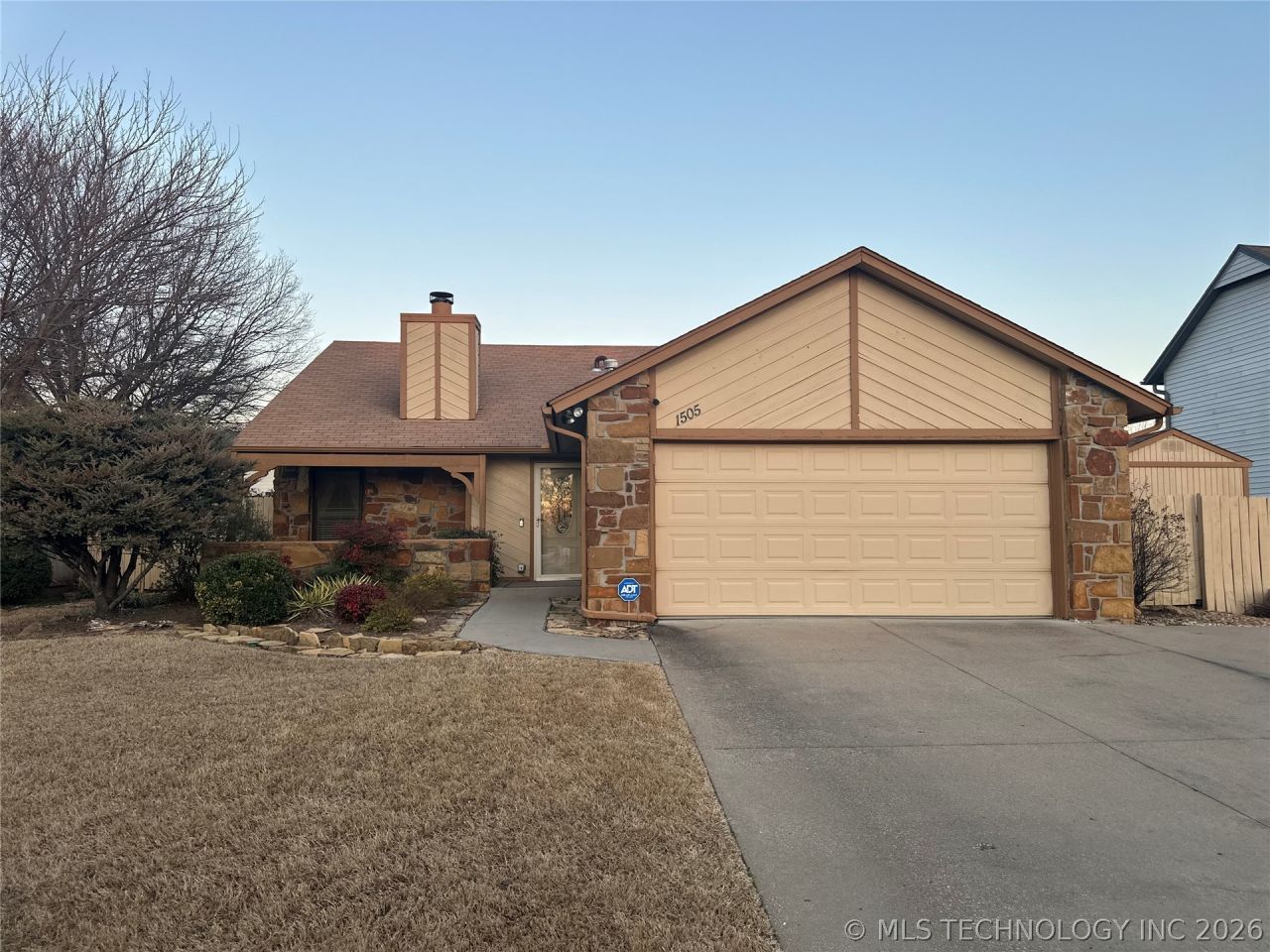 1505 S Cypress Avenue, Broken Arrow, OK 74012 Main Photo