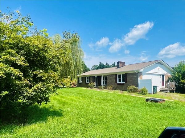 417 Fulton Avenue, Mount Airy, NC 27030