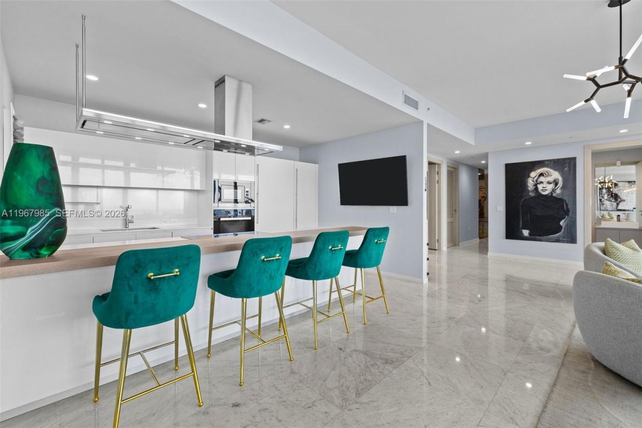 1000 Brickell Plz , Unit PH5304, Miami, FL 33131 Photo