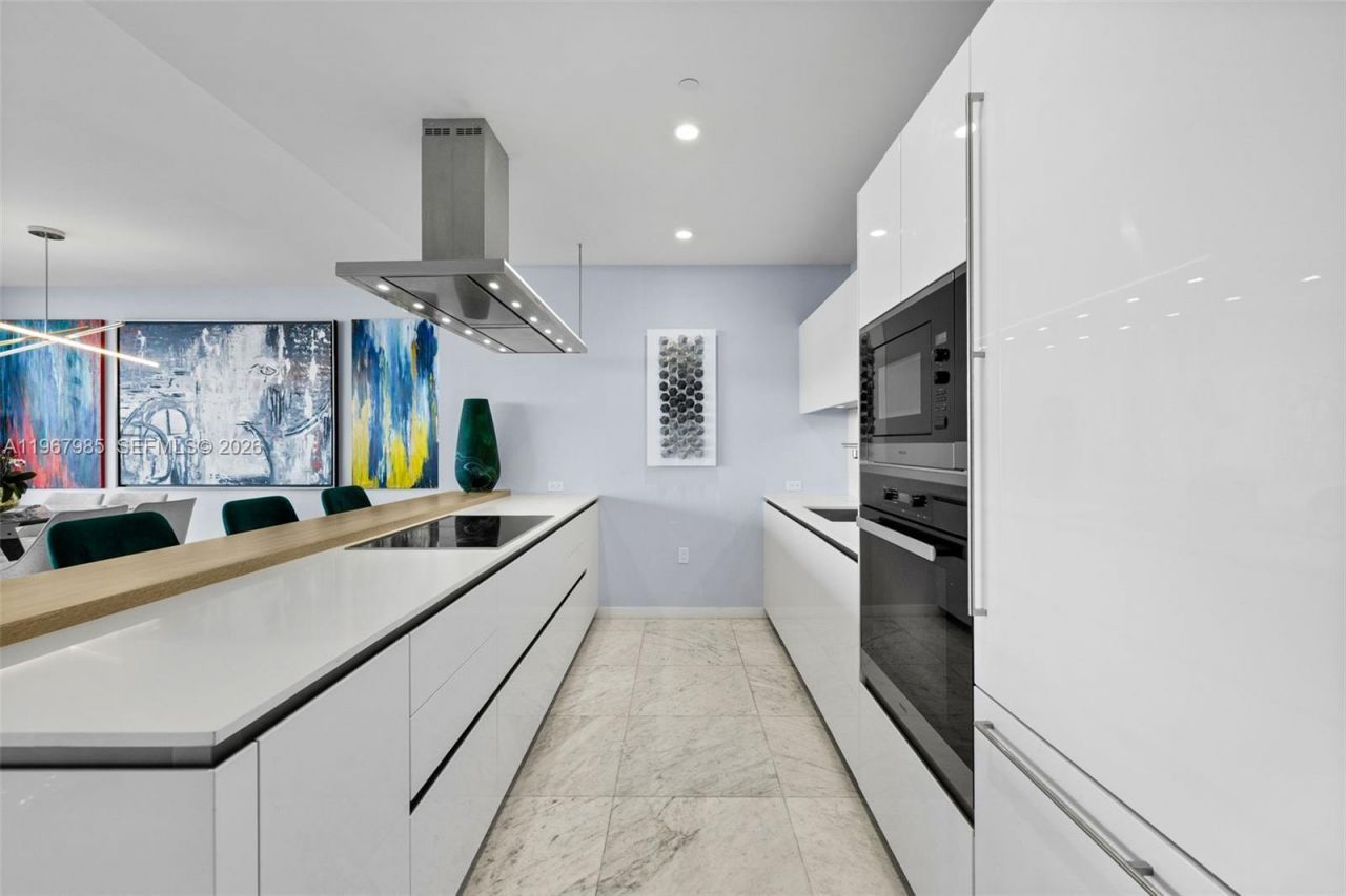 1000 Brickell Plz , Unit PH5304, Miami, FL 33131 Photo