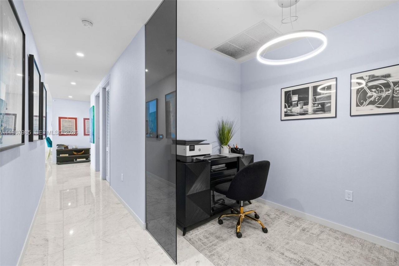 1000 Brickell Plz , Unit PH5304, Miami, FL 33131 Photo