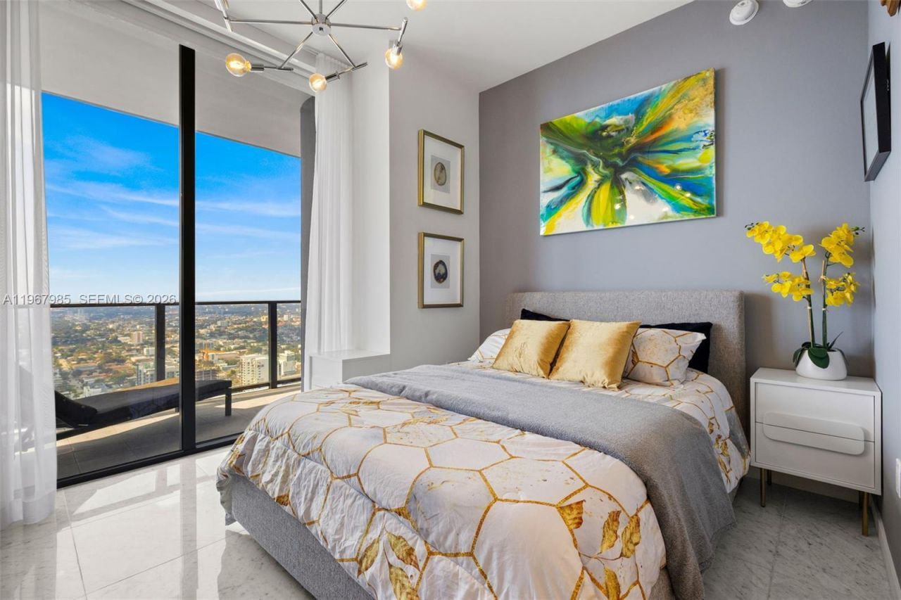 1000 Brickell Plz , Unit PH5304, Miami, FL 33131 Photo