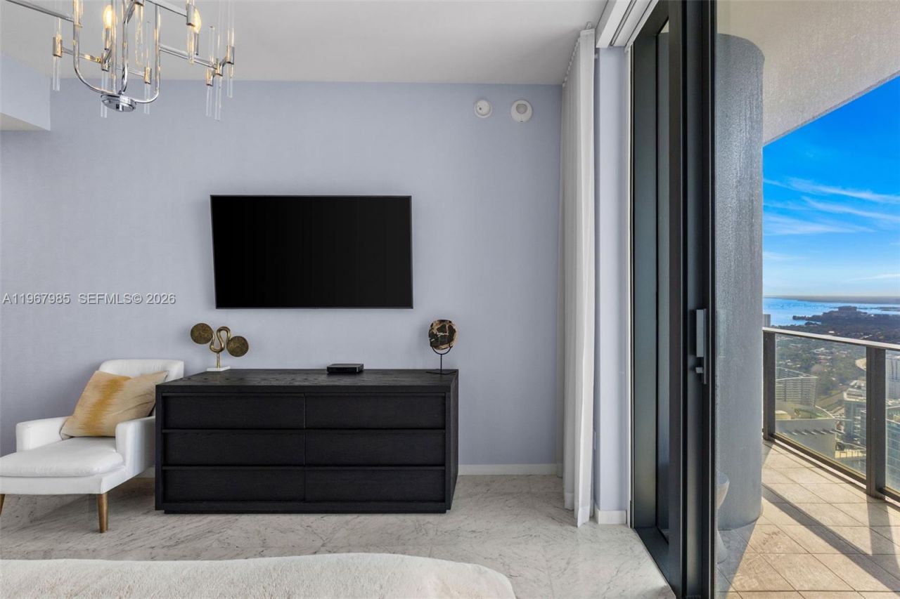 1000 Brickell Plz , Unit PH5304, Miami, FL 33131 Photo