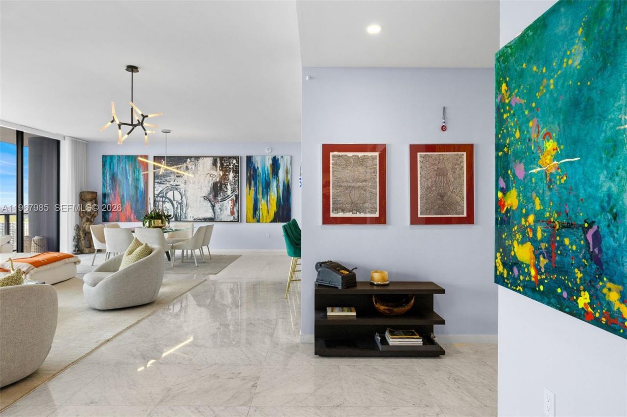 1000 Brickell Plz , Unit PH5304, Miami, FL 33131 Photo