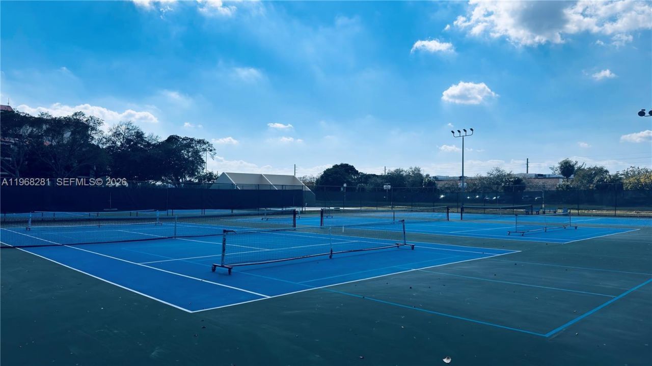 2326 S Cypress Bend Dr , Unit 221, Pompano Beach, FL 33069 Photo